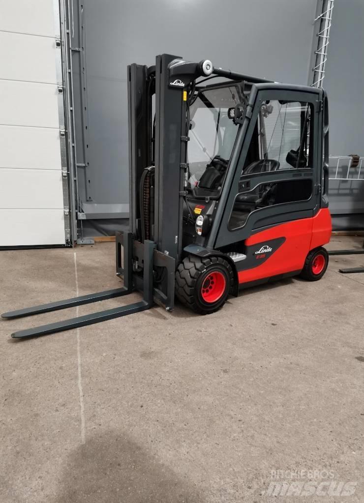 Linde E35L-01 电动叉车