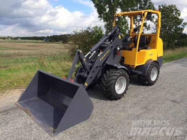 Eurotrac W12 小型装载机