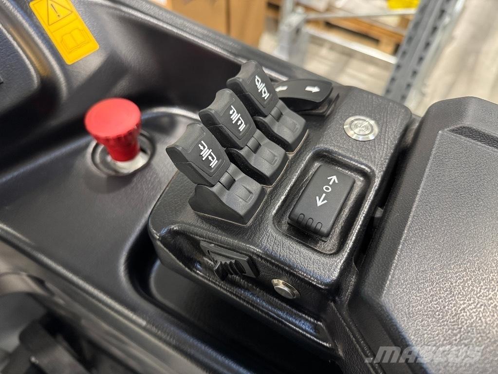 Fork AMG20-80 行走式堆垛机
