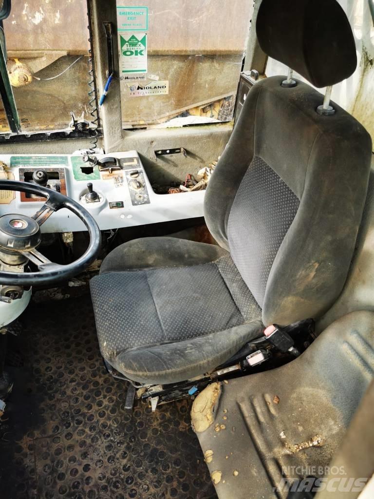 Terex TA 25 铰接式自卸车