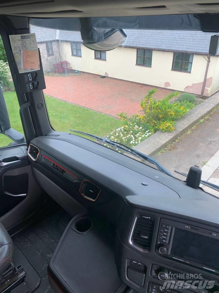 Scania S650 牵引车