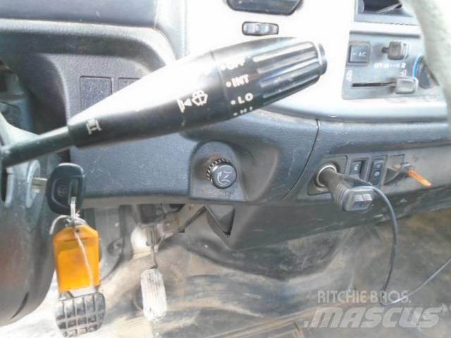 Hino 185 平板栏板货车