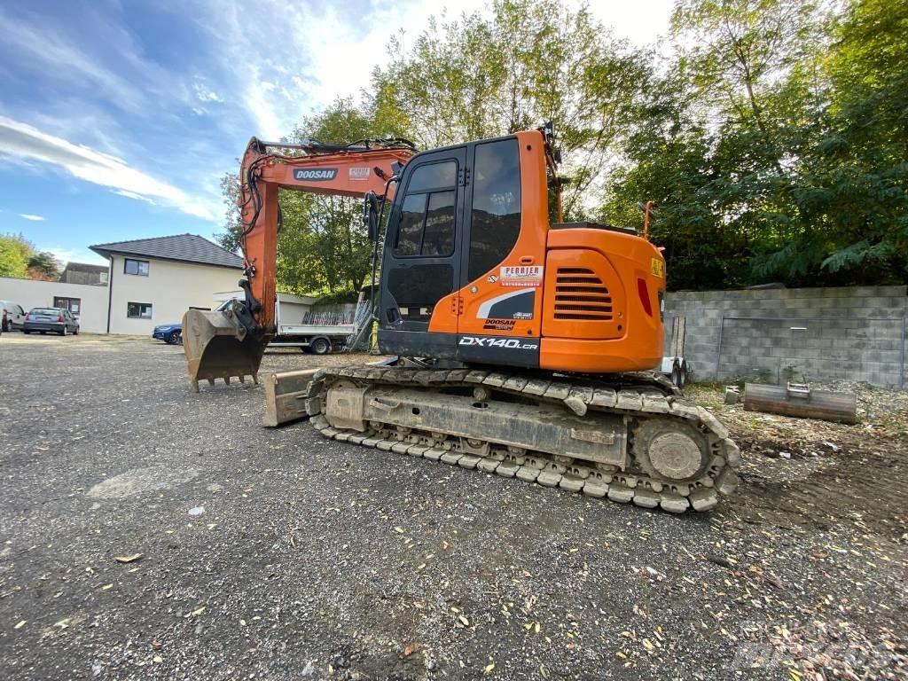 Doosan DX 140 LCR-5 履带挖掘机