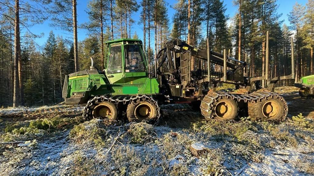 John Deere 1210G 集运机