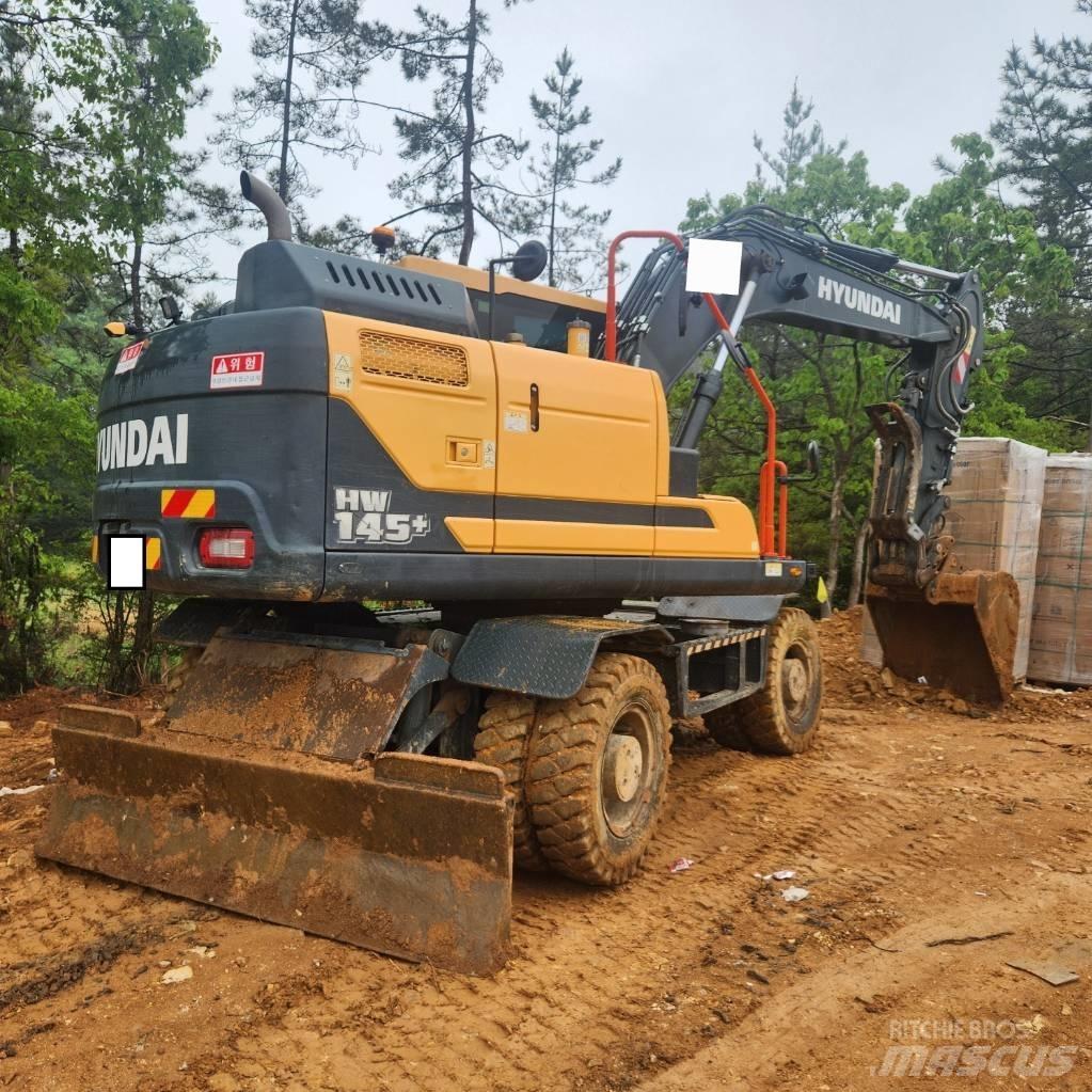Hyundai HW 145 轮式挖掘机