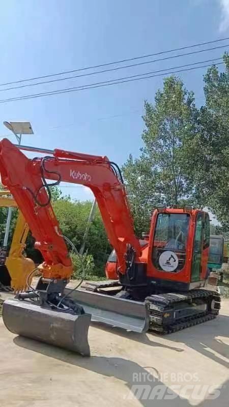 Kubota KX185-3 小型挖掘机