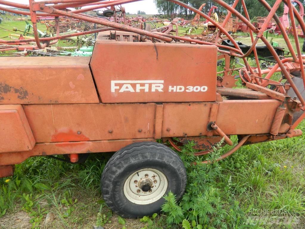 Deutz-Fahr HD300 方捆打捆机