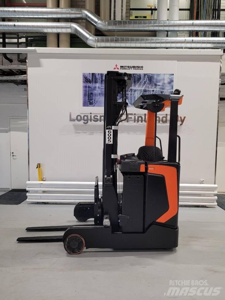 Rocla HSF16 前移式叉车