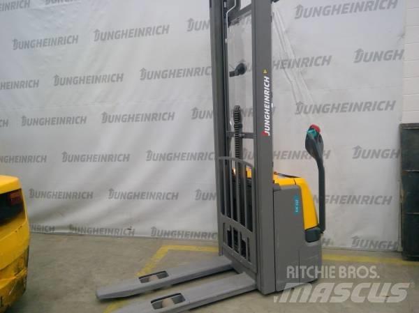 Jungheinrich EJC 112 手推堆垛车