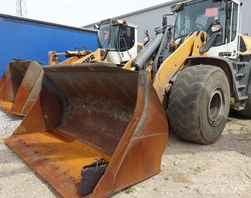 Liebherr L 566 轮式装载机