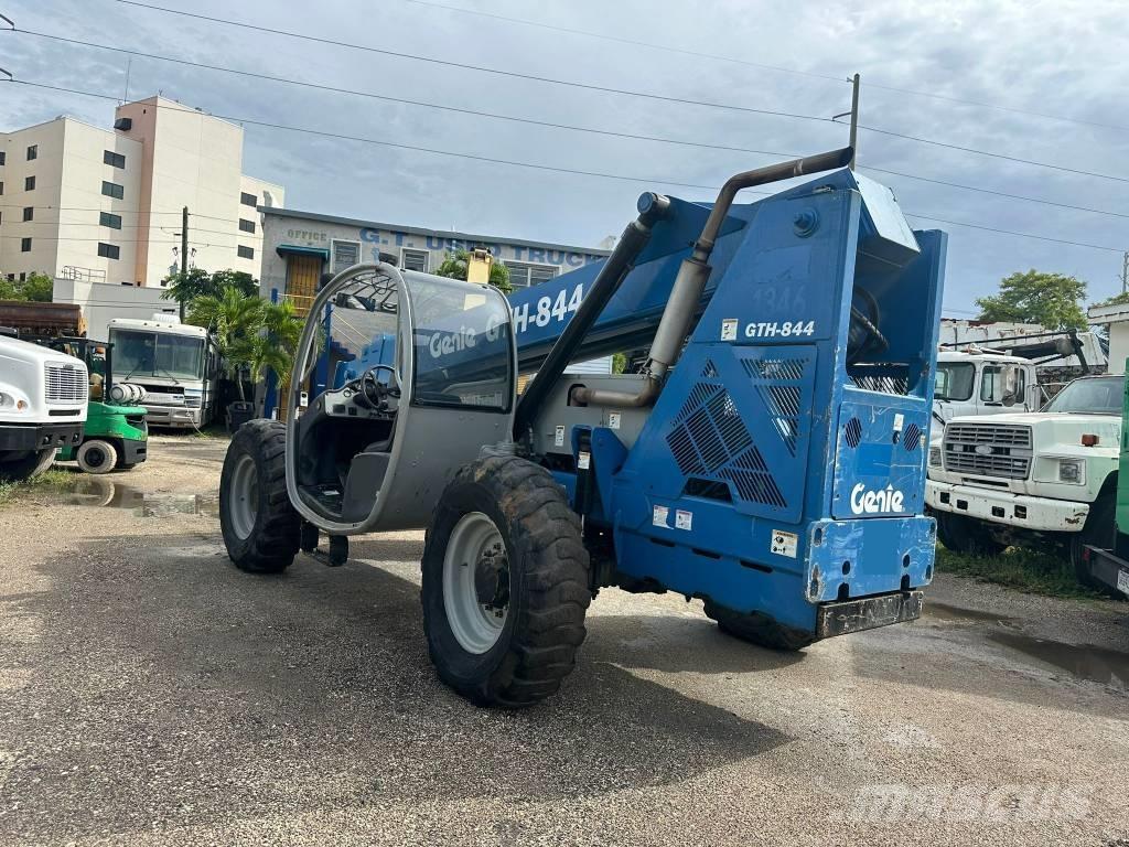 Genie GTH 844 伸缩臂叉装车|叉装车