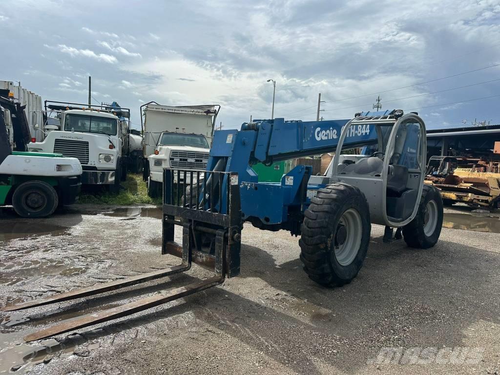 Genie GTH 844 伸缩臂叉装车|叉装车