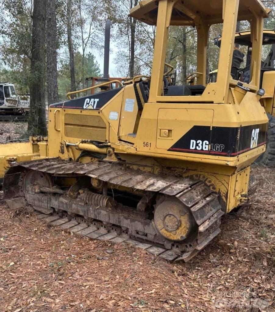 CAT D 3 G LGP 履带式推土机