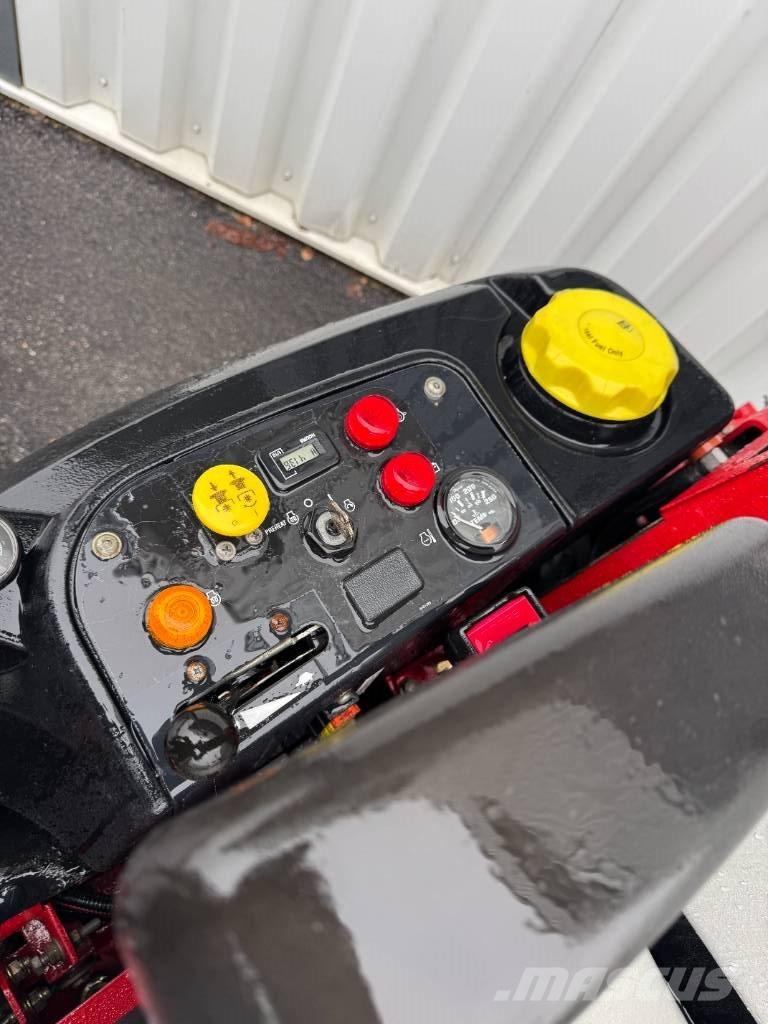 Ferris IS 2000 Z 骑乘式割草机