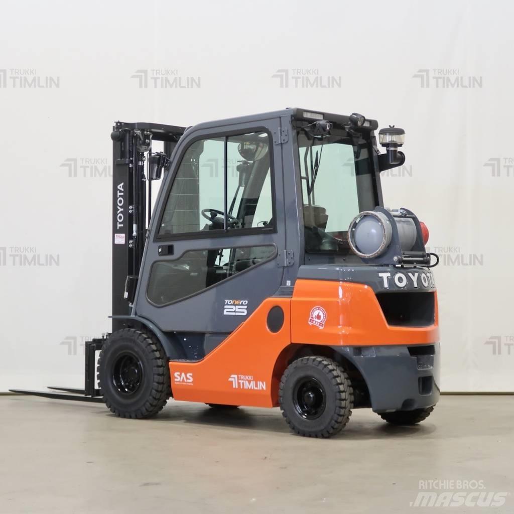 Toyota 02-8FGF25 天然气叉车