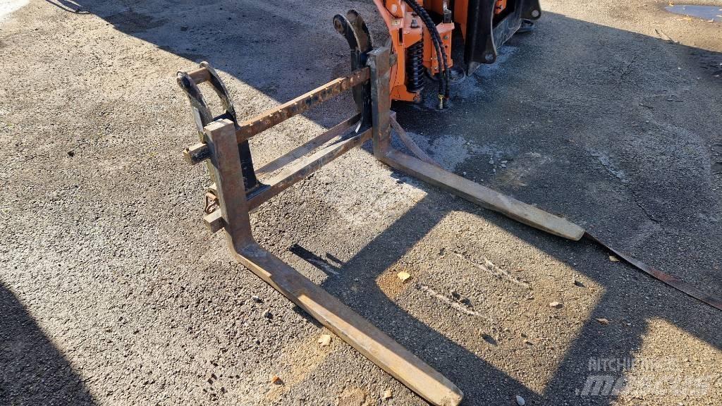 Terex TL 80 轮式装载机