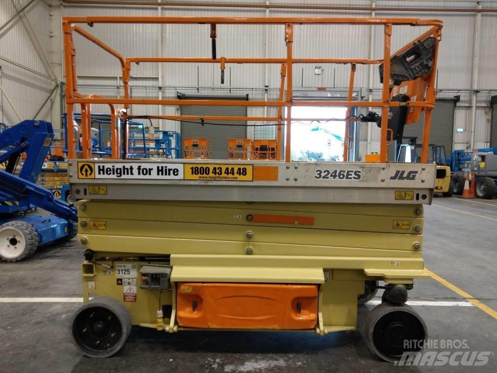 JLG ES 3246 剪叉式升降机
