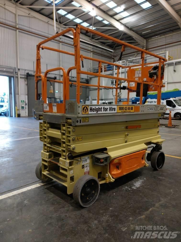 JLG ES 3246 剪叉式升降机
