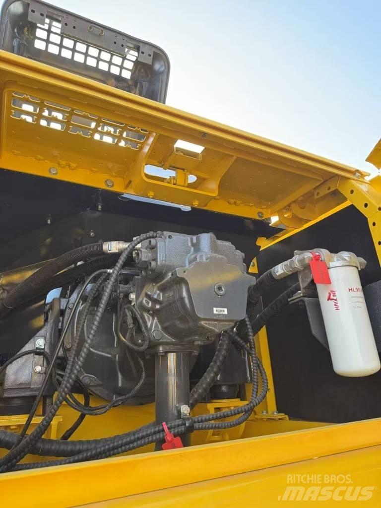 Komatsu 350LC-8 履带挖掘机