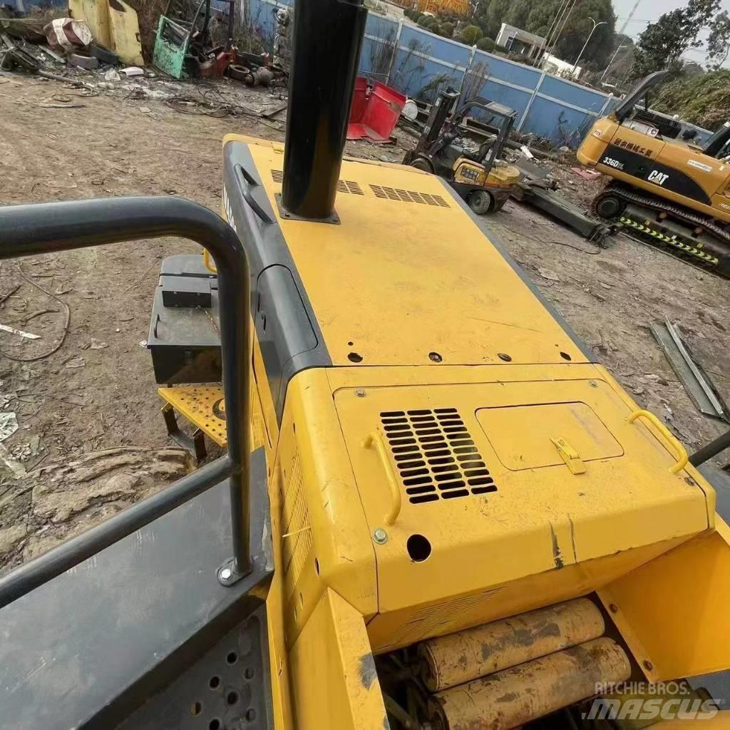 Komatsu WA 500 轮式装载机