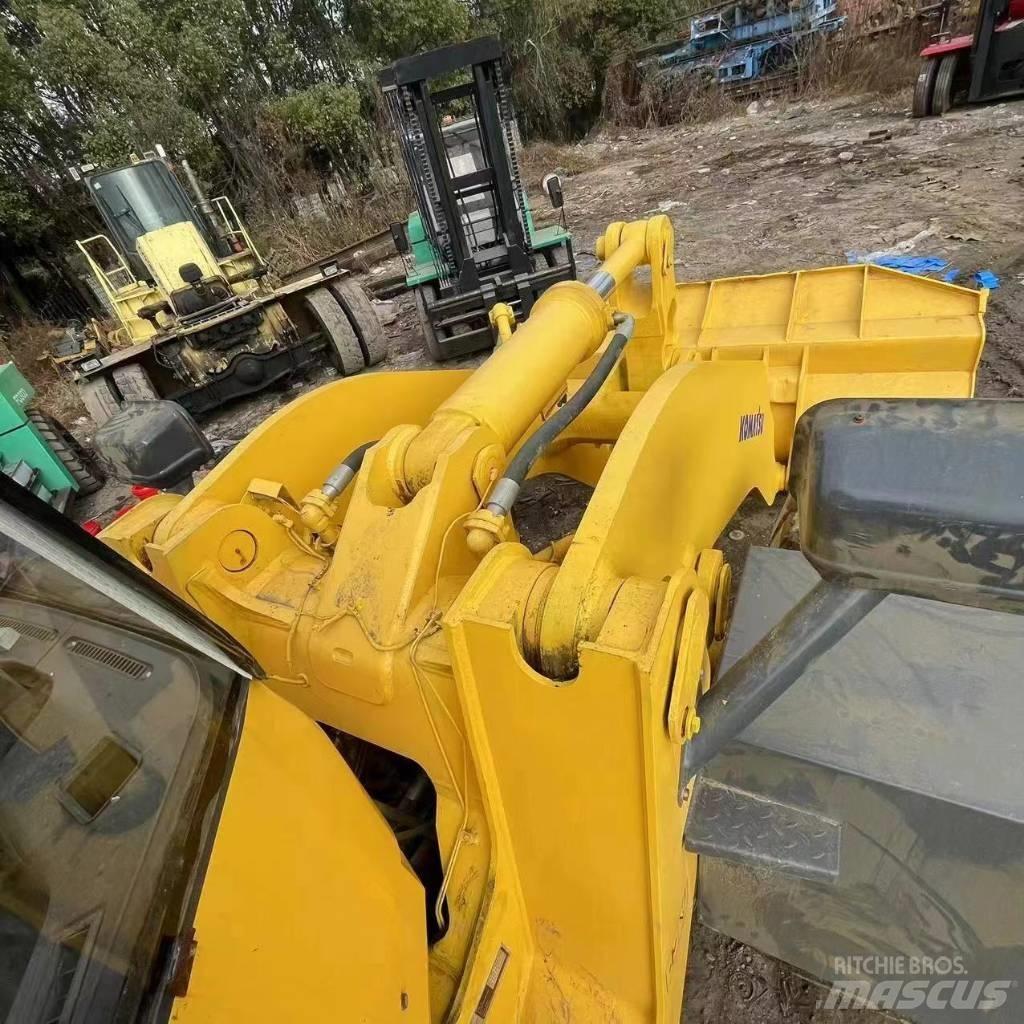 Komatsu WA 500 轮式装载机