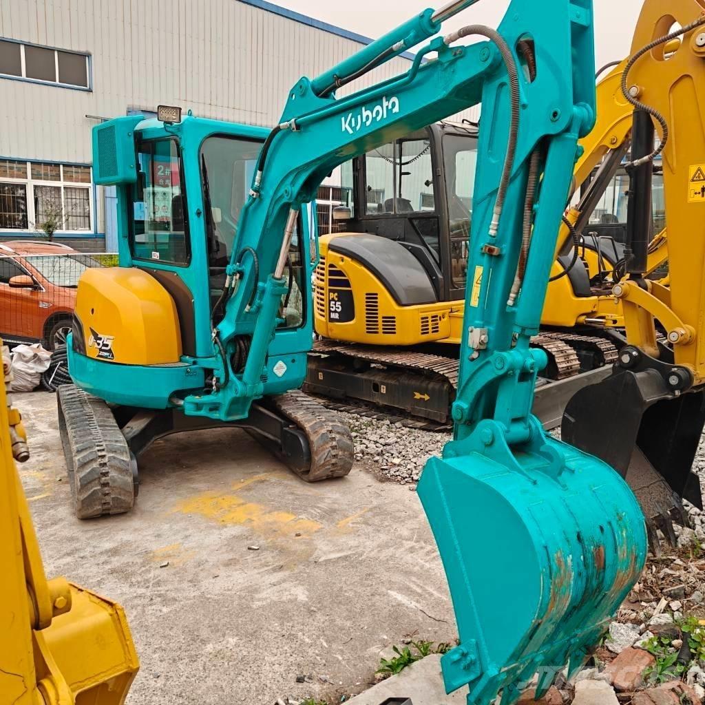 Kubota U 35 小型挖掘机