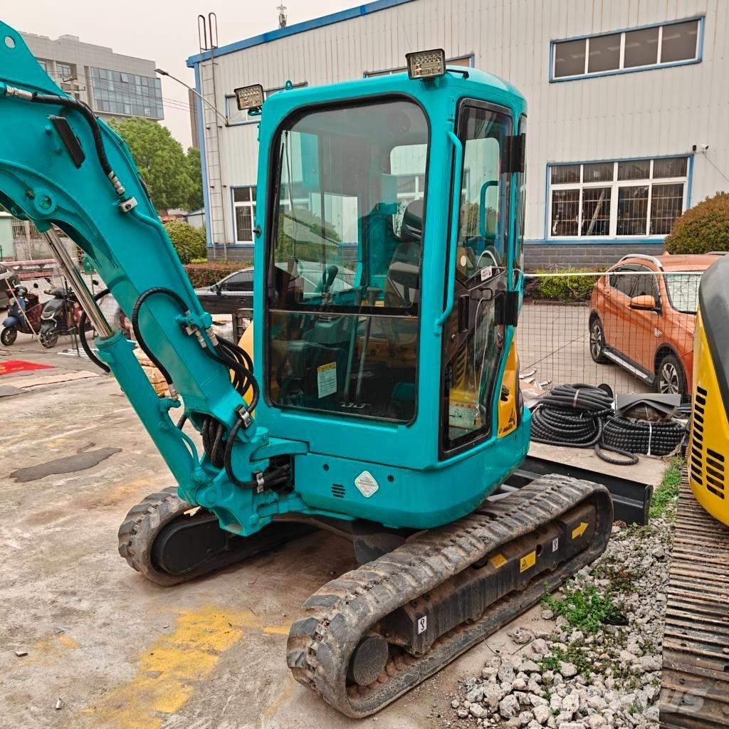 Kubota U 35 小型挖掘机