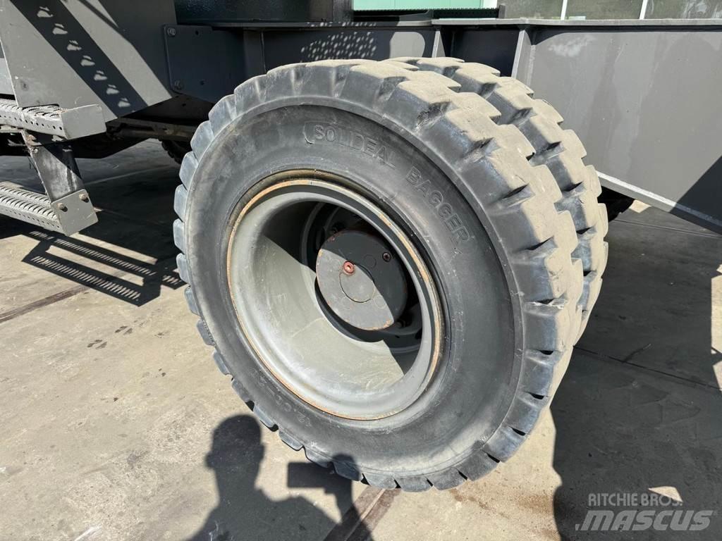 Sennebogen 835M D 工业挖掘机