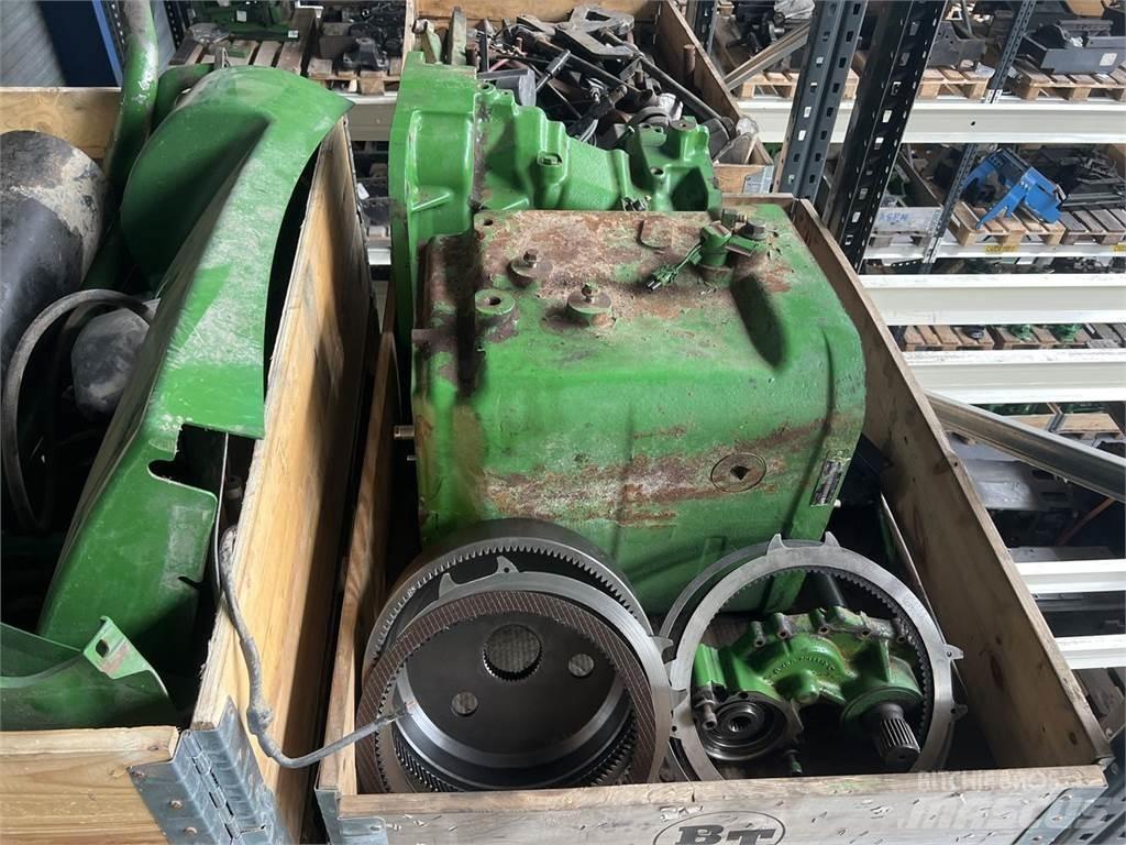 John Deere 7820 拖拉机/农用车