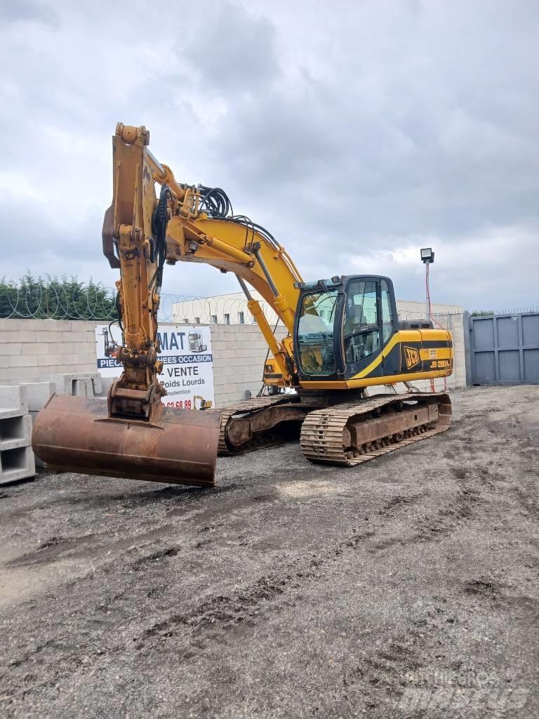JCB JS 210 履带挖掘机