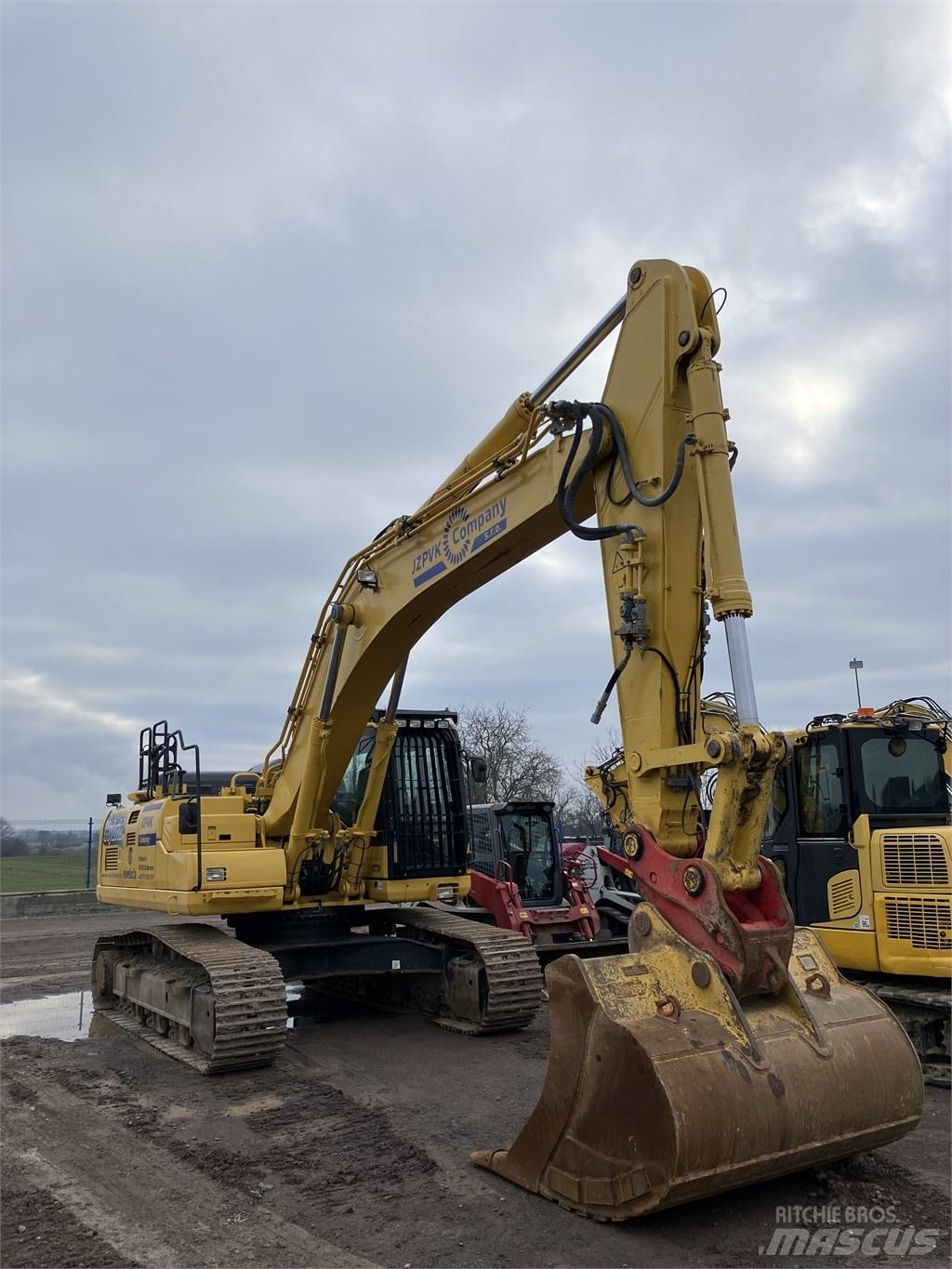 Komatsu HB365 LC-3 履带挖掘机