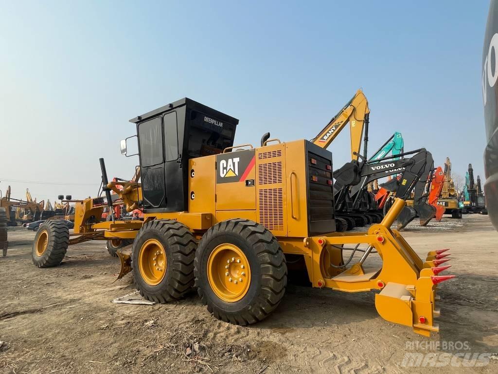CAT 140 K 平地机/推土机