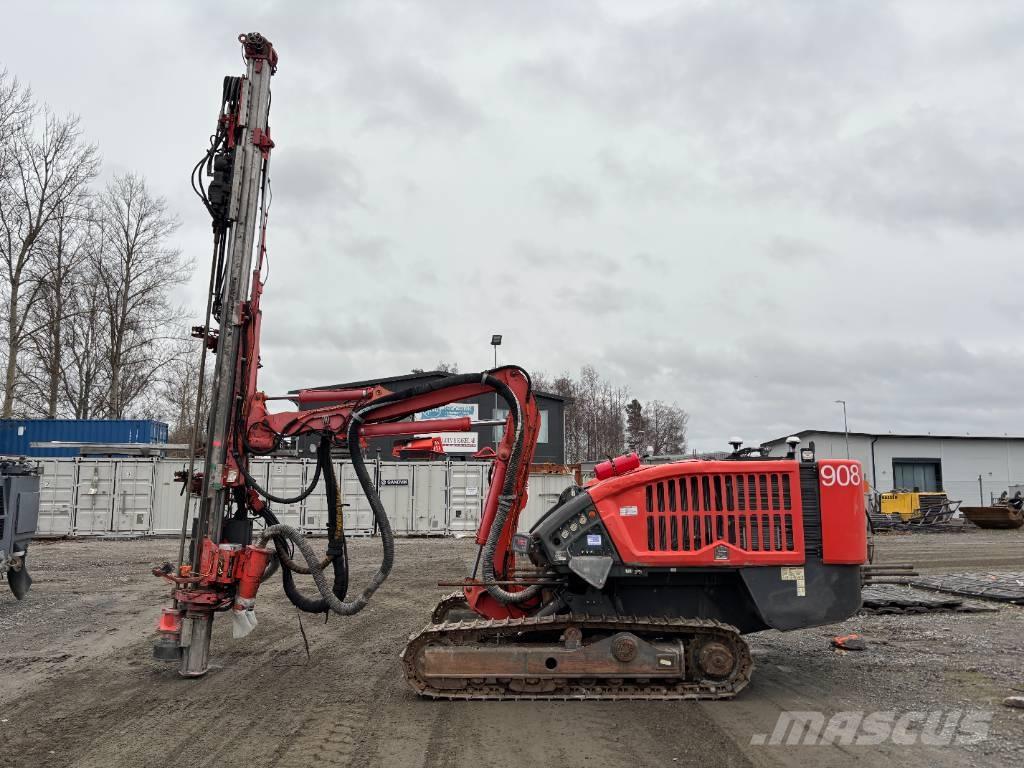 Sandvik Dino DC400Ri 钻孔机