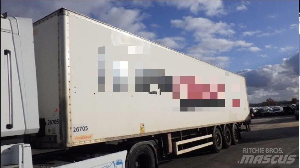Fruehauf FST4FC 半挂厢式车