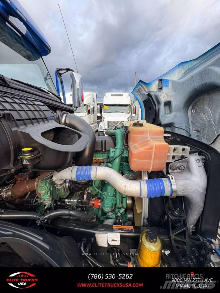Volvo Commercial VNL 牵引车