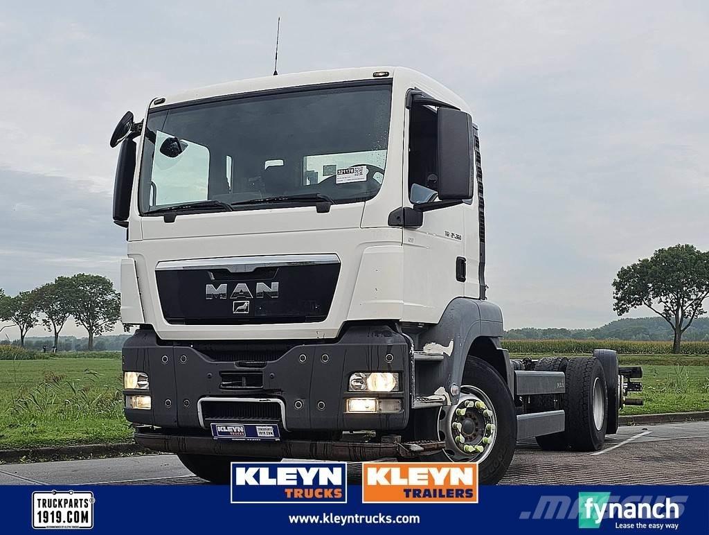 MAN 26.360 TGS 平板车