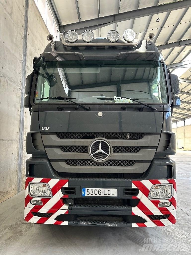 Mercedes-Benz 4165 S 牵引车