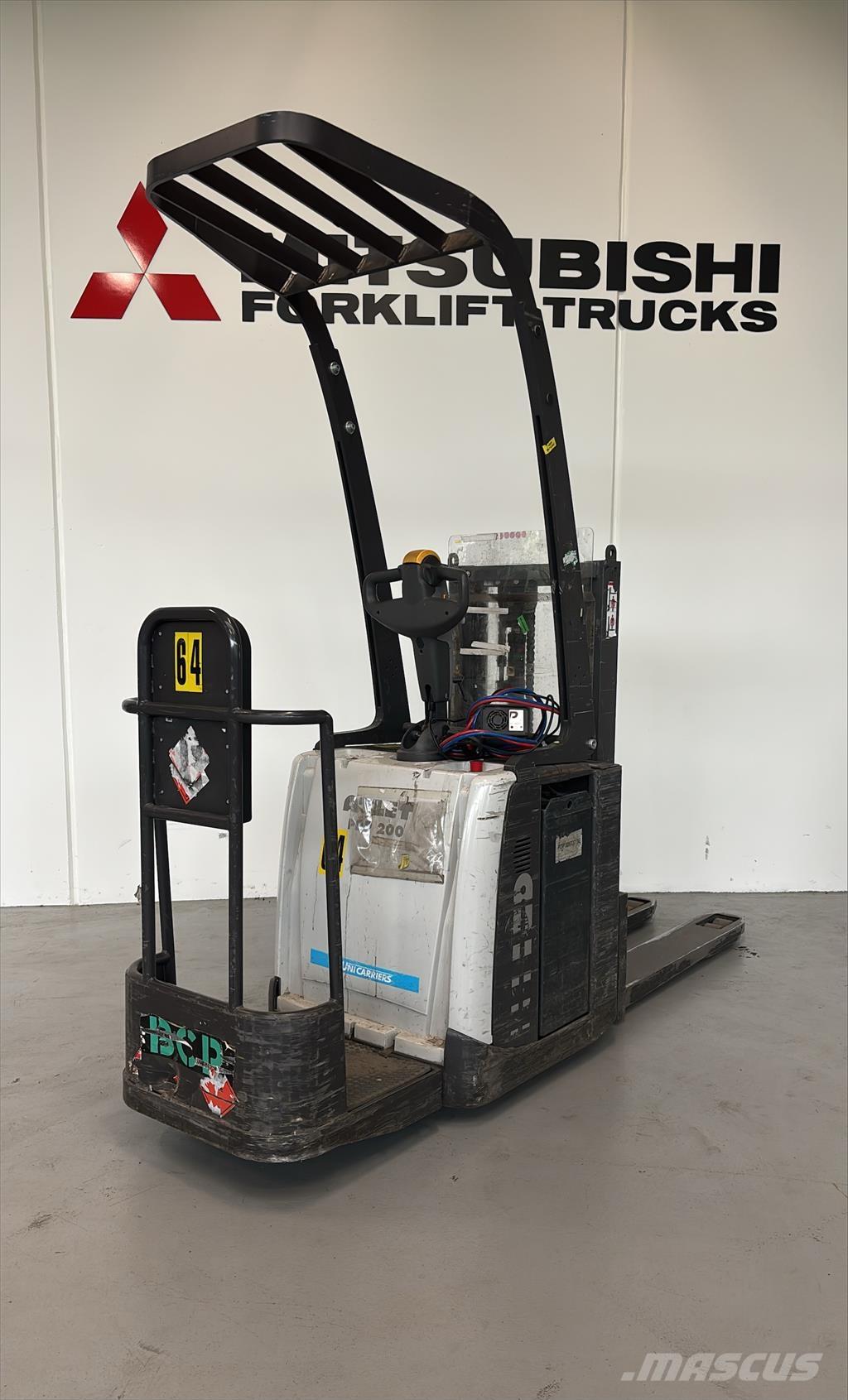 Atlet PDP200 行走式堆垛机