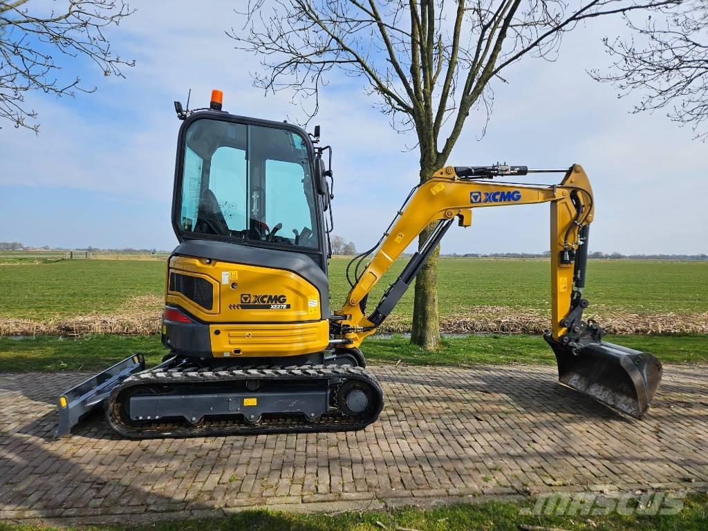 XCMG XE 27 E 小型挖掘机