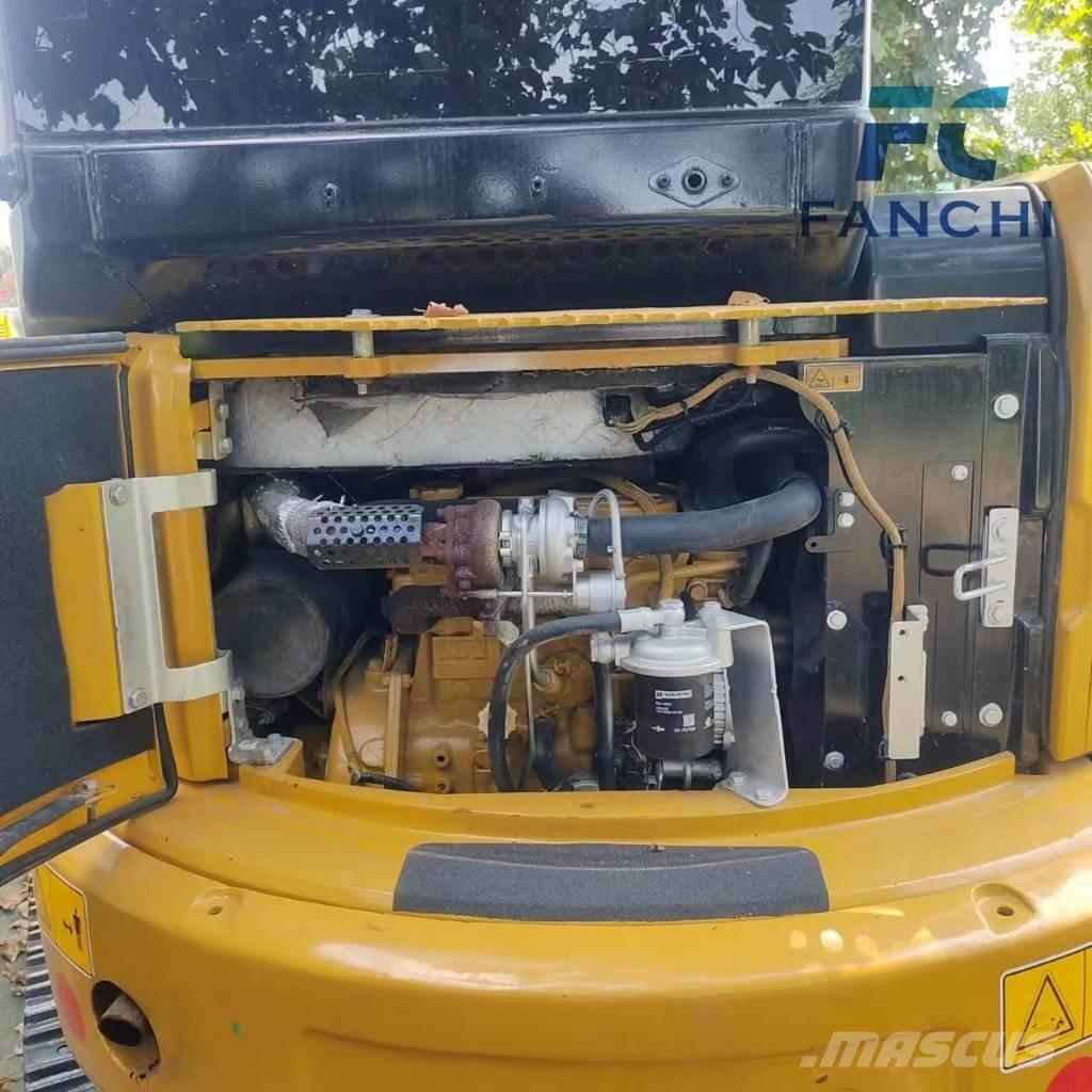 CAT 303.5 E CR 小型挖掘机