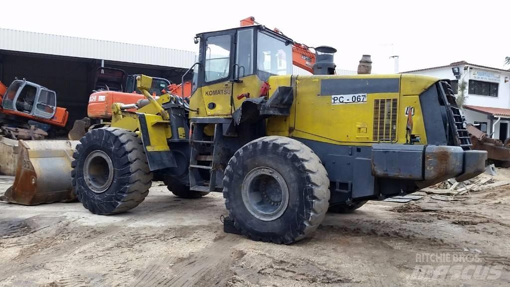 Komatsu WA470-5 轮式装载机