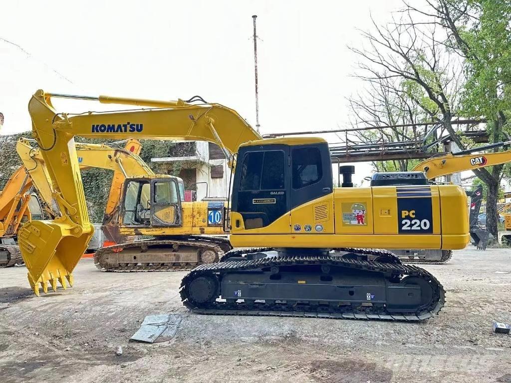 Komatsu PC 220-7 履带挖掘机