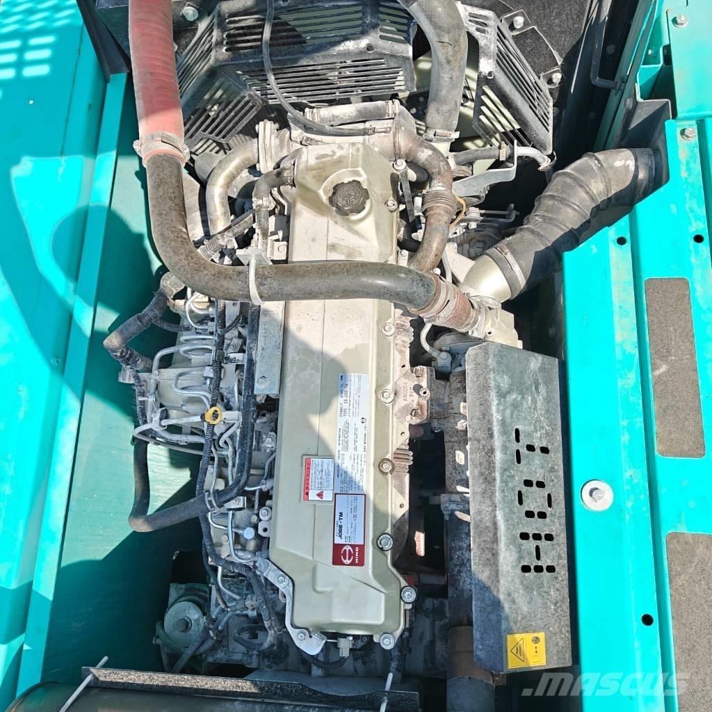  神钢 350D 履带挖掘机