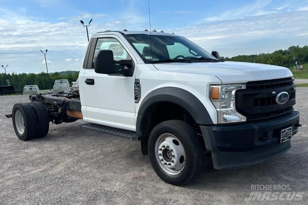 Ford F 550 XL SD 平板车