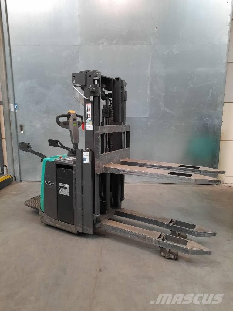 Mitsubishi SBV16P 行走式堆垛机