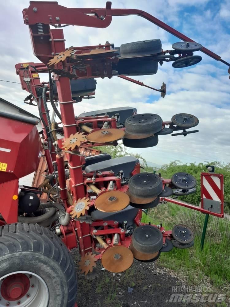 Horsch Maestro 8 CC 多功能条播机