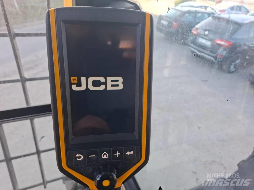 JCB JS 200 W 轮式挖掘机