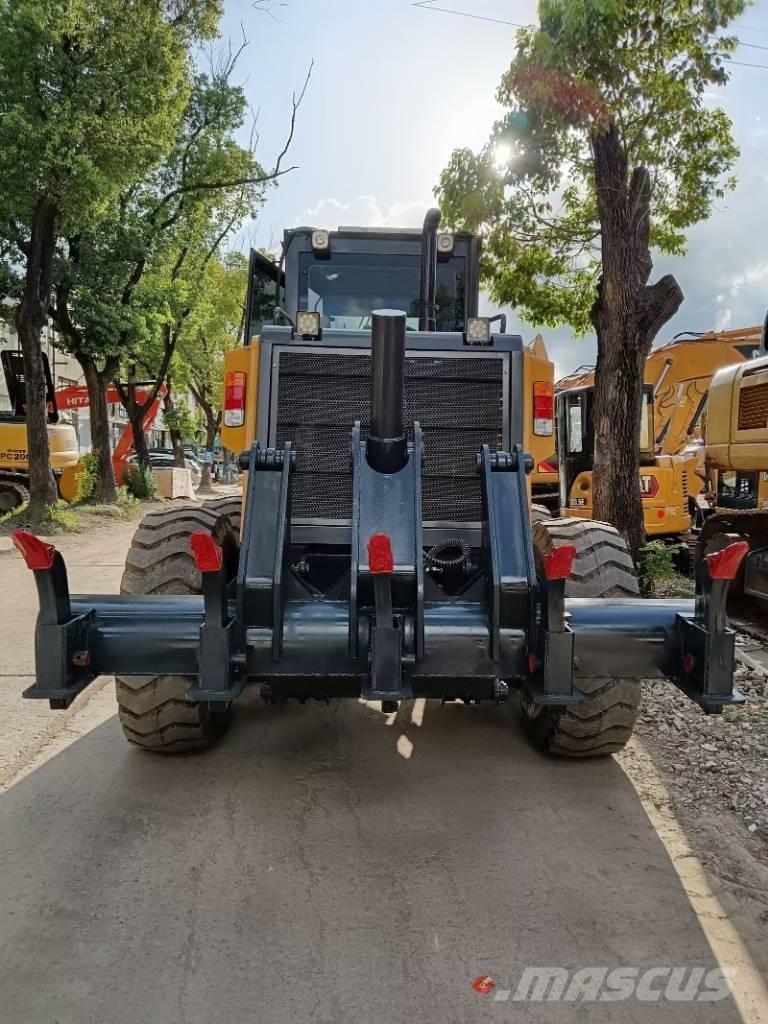 XCMG GR 2153 平地机/推土机