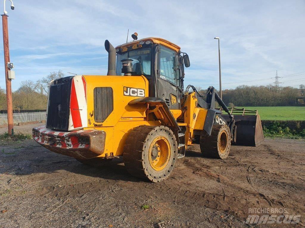 JCB 437 HT 轮式装载机