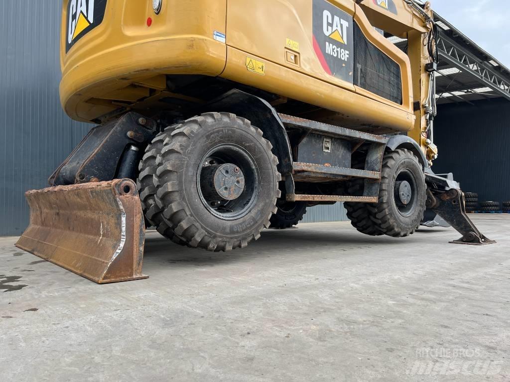 CAT M318F 轮式挖掘机